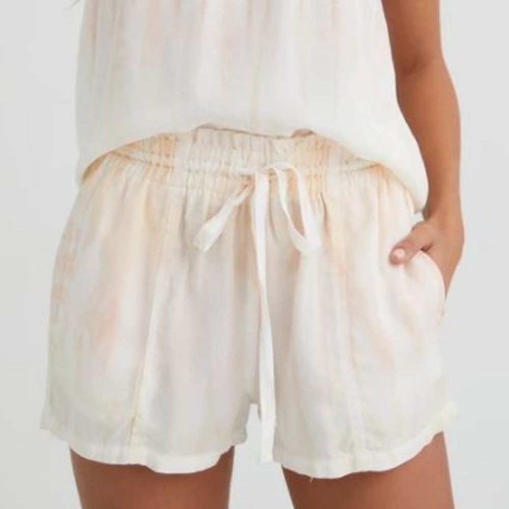 NWT Bella Dahl Shorts in Sun Shadow Tie Dye